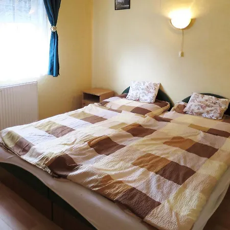 Holiday Remete - Maf135 * Balatonmariafurdo
